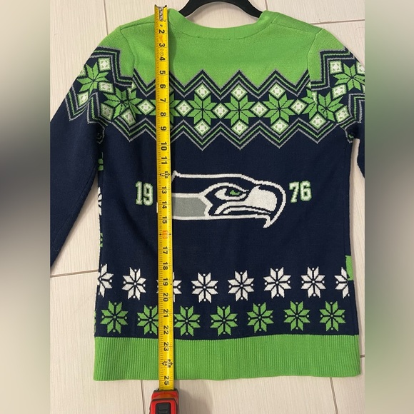 NFL SEATTLE SEAHAWKS Green and Blue Cardigan Sweater Super Bowl NFC Champions - Picture 6 of 7
